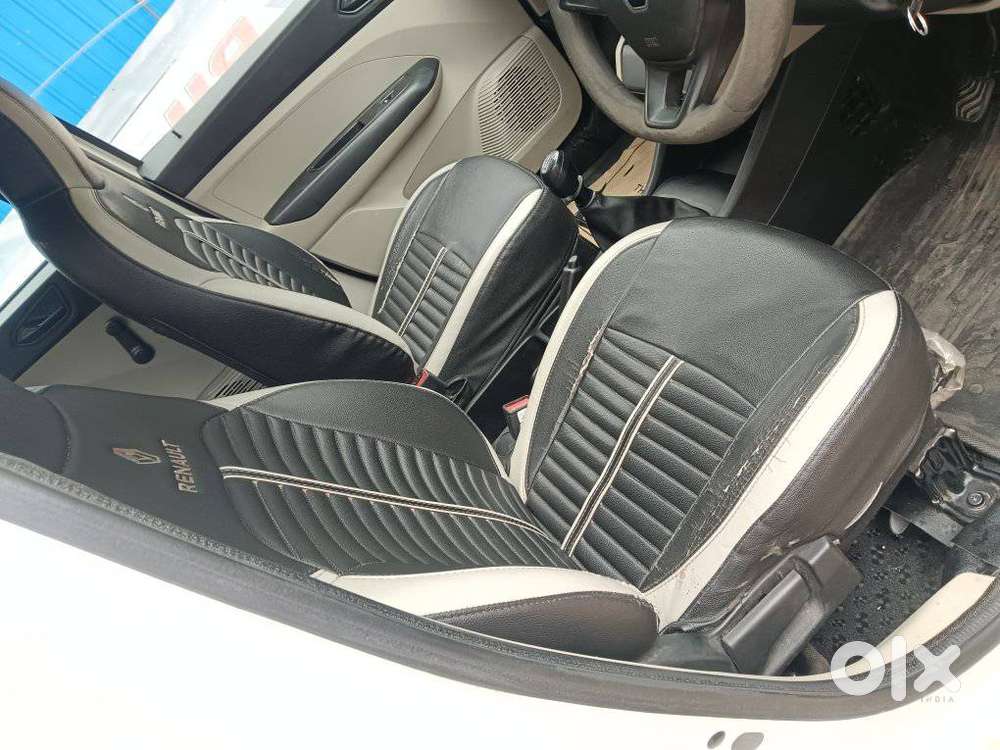 Renault Triber 1.0 Rxe, 2023, Petrol
