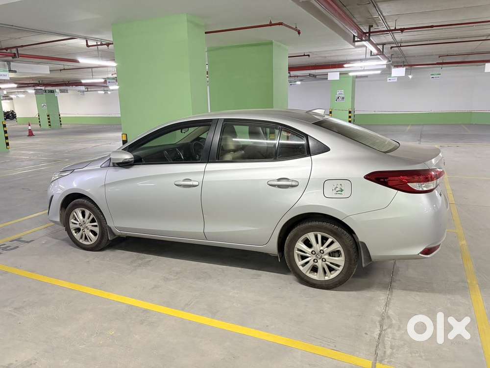 Toyota Yaris Petrol 2019 Vmt