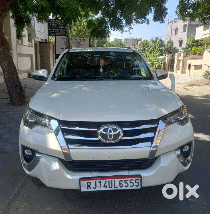 Toyota Fortuner 4x2 At 2.8 Diesel, 2019, Diesel