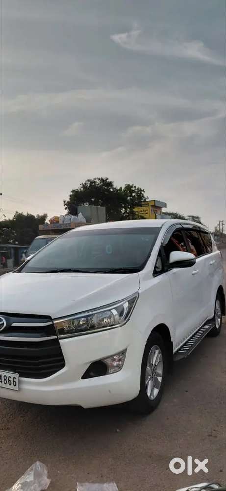 Toyota Innova Crysta 2019 2.4g
