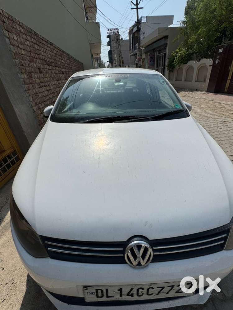Volkswagen Ameo Petrol 2016