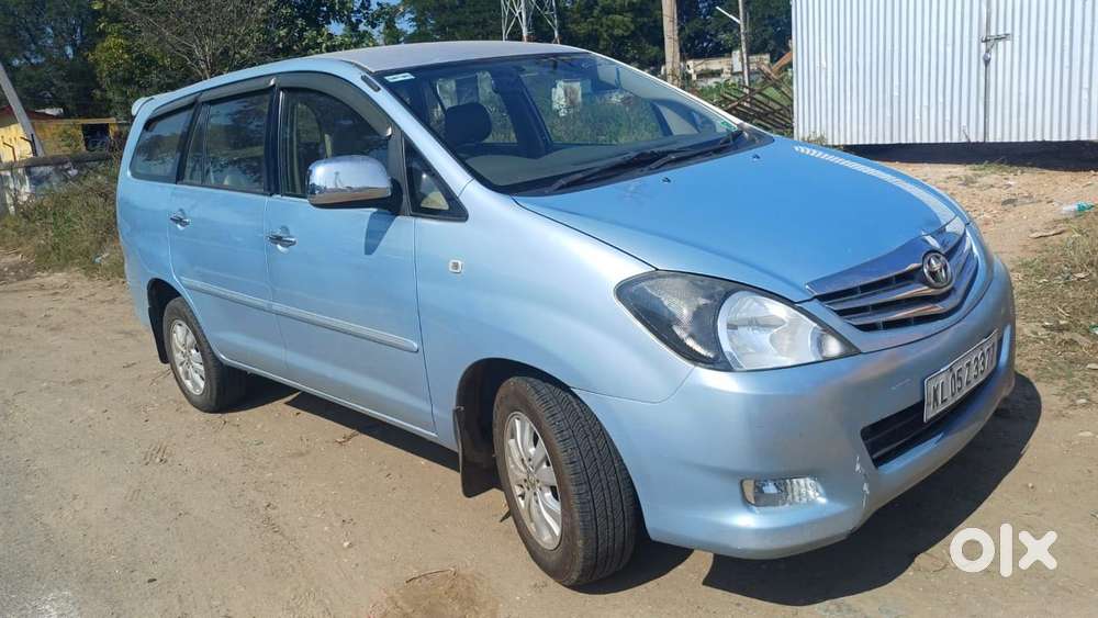 Toyota Innova 2.5 V 7 Str, 2009, Diesel