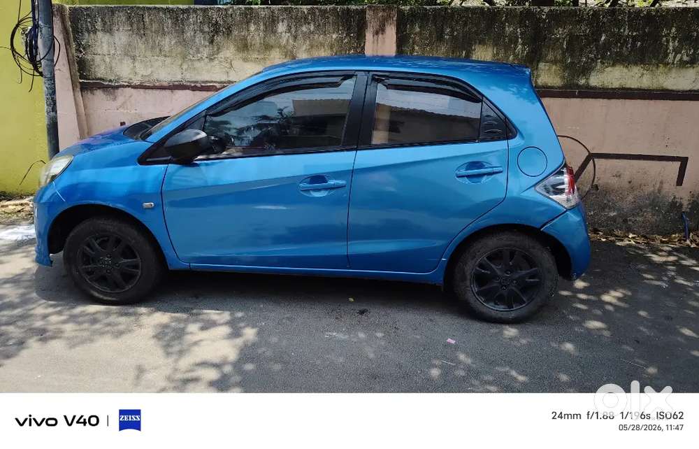 Honda Brio  2012