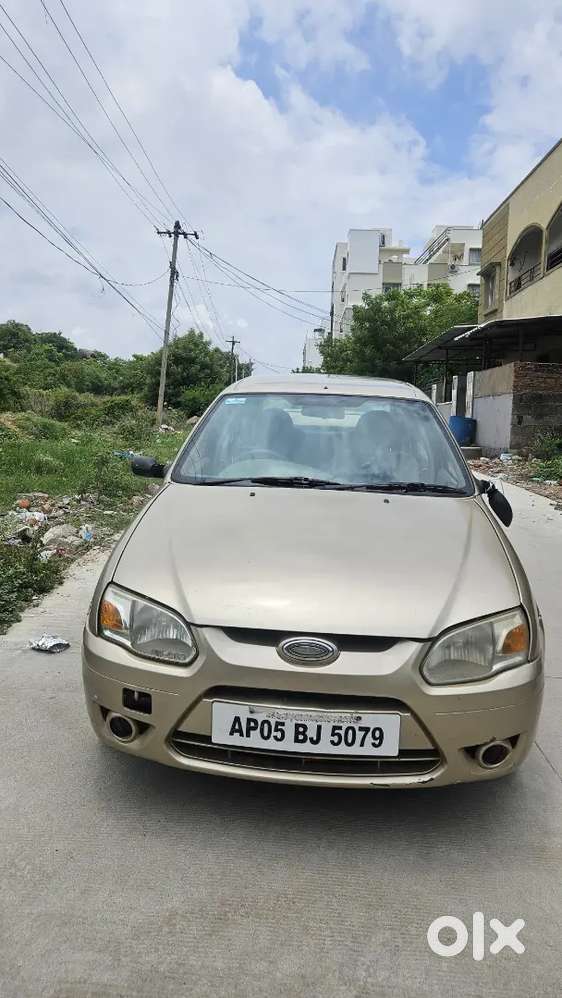 Ford Ikon 2008