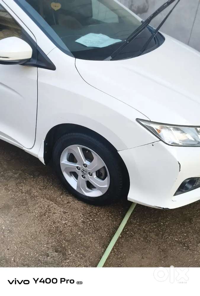 Honda City Auto Petrol Sunroof