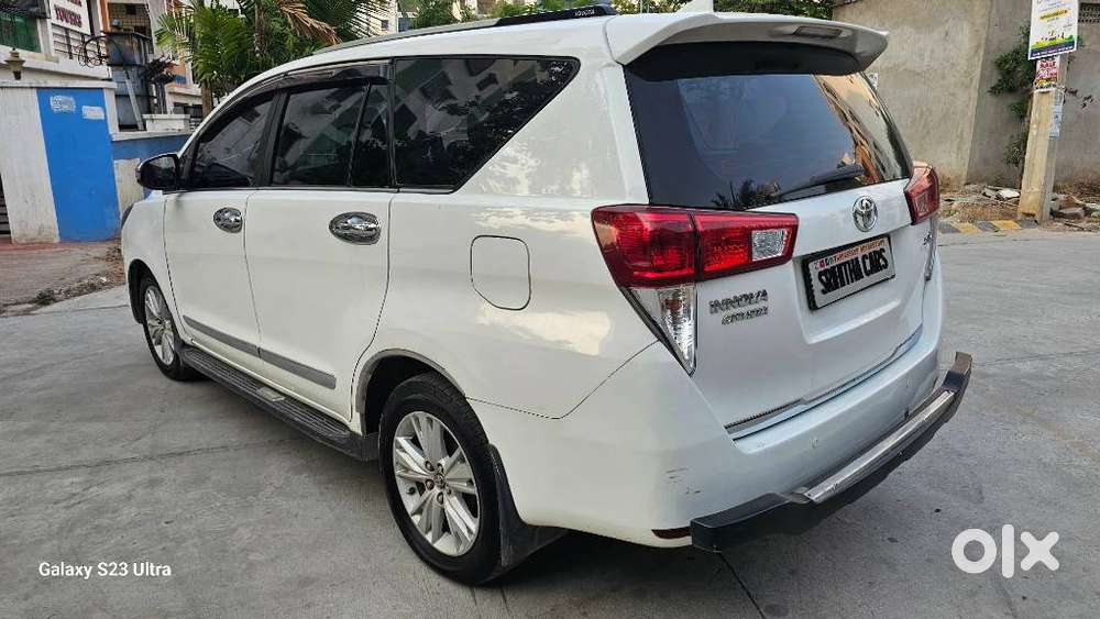 Toyota Innova Crysta 2.8z Automatic, 2018, Diesel