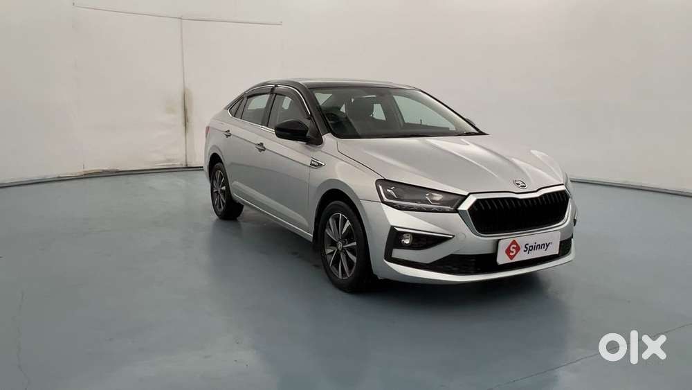 Skoda Slavia Style 1.0l Tsi Mt, 2022, Petrol