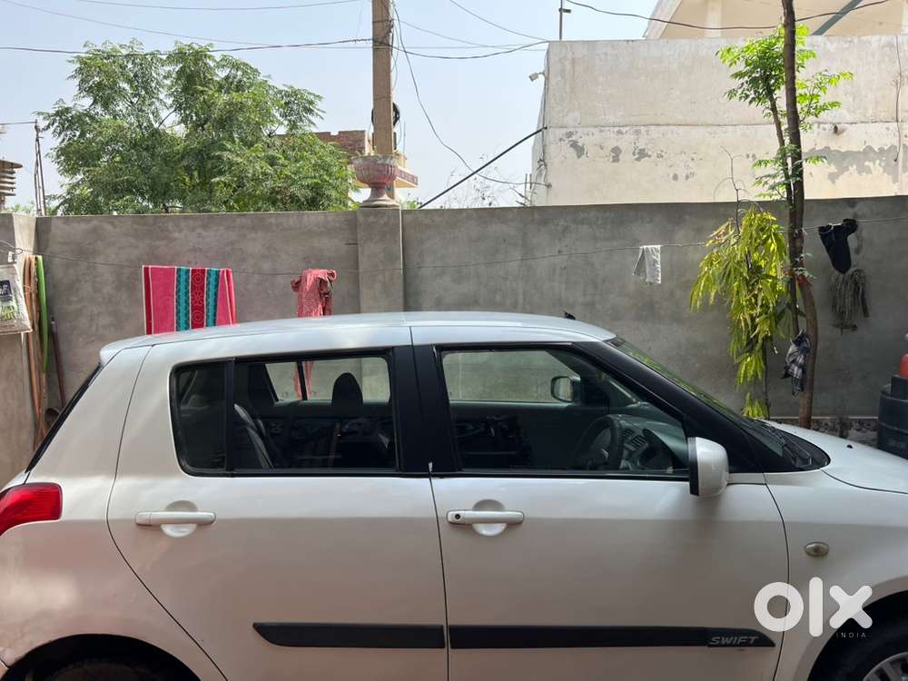 Swift 2011 Maruti Lxi