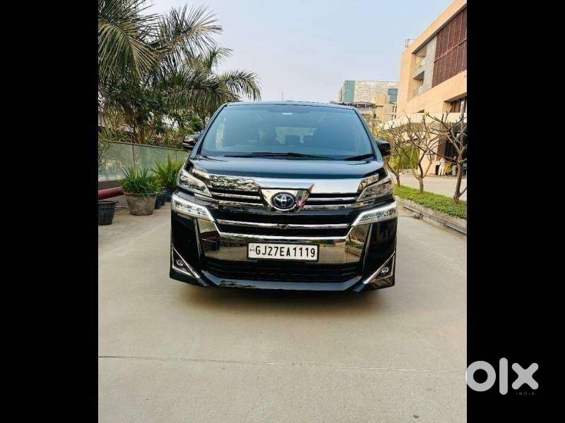 Toyota Vellfire 2.5 Hybrid, 2021, Petrol