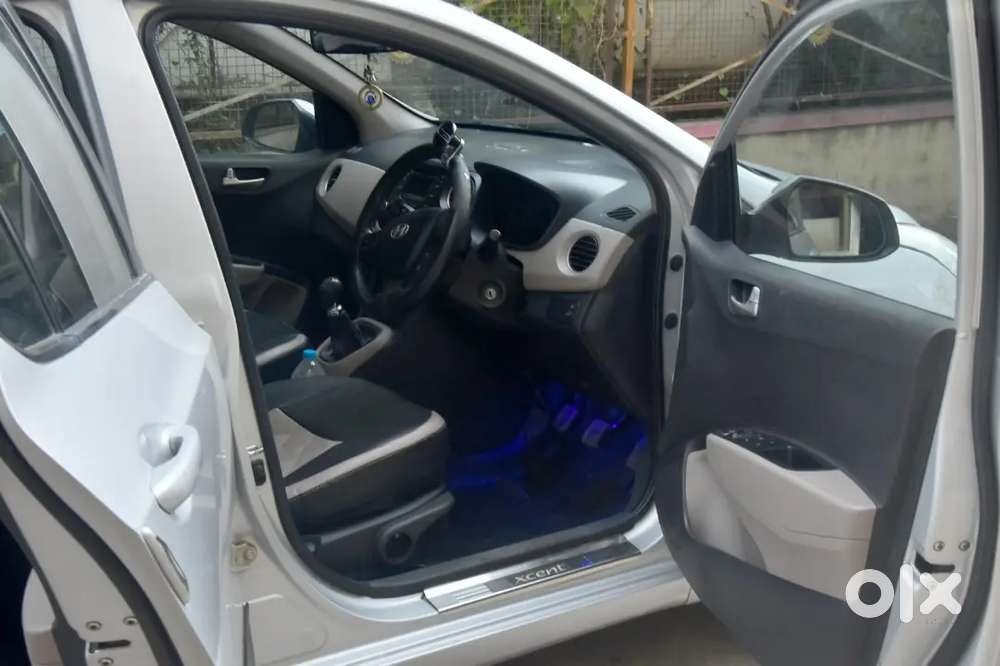 Hyundai Xcent Petrol Manual 2014