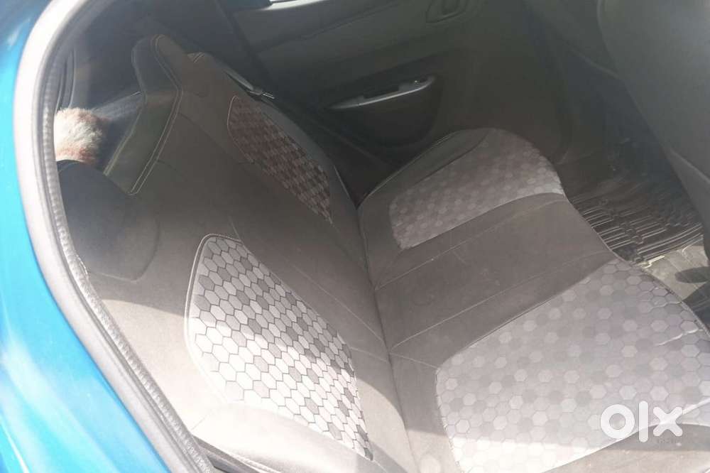 Renault Kwid Invincible 1.0 Amt, 2021, Petrol