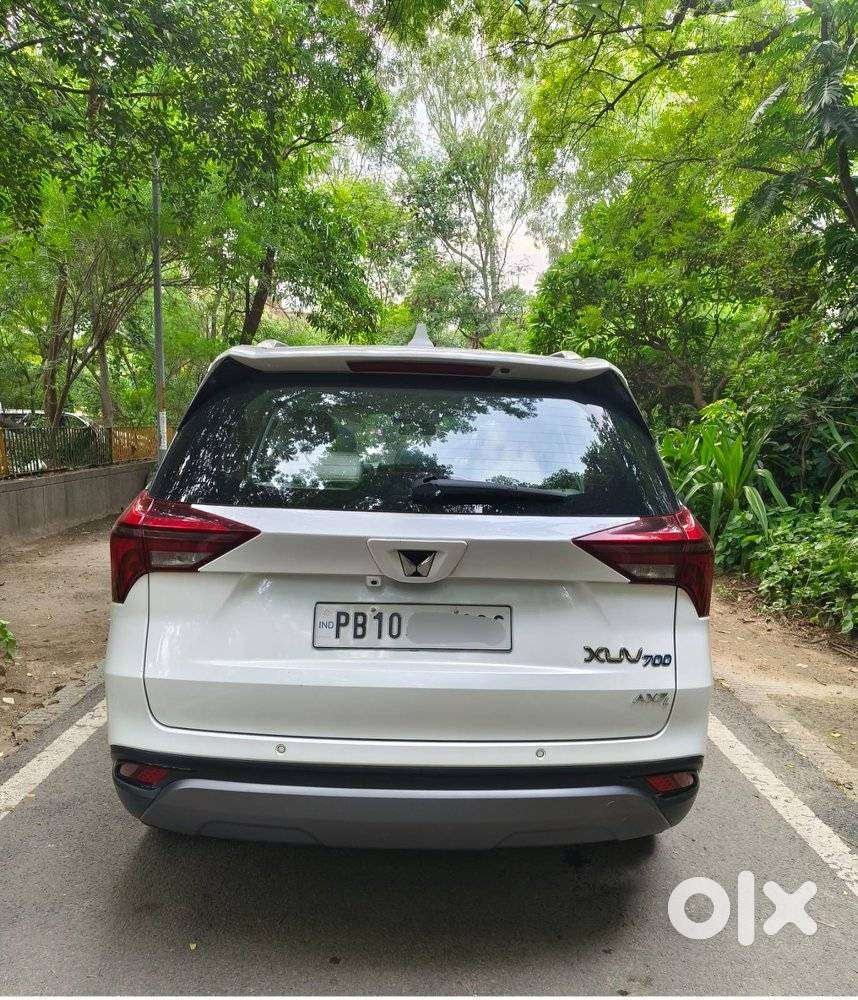 Mahindra Xuv700 2.2 Ax 7 Diesel At Luxury Pack Str, 2025, Diesel