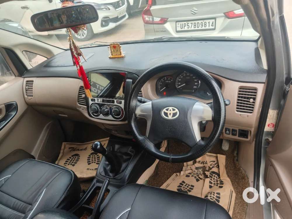 Toyota Innova 2.5 Gx (diesel) 7 Seater Bs Iv, 2015, Diesel