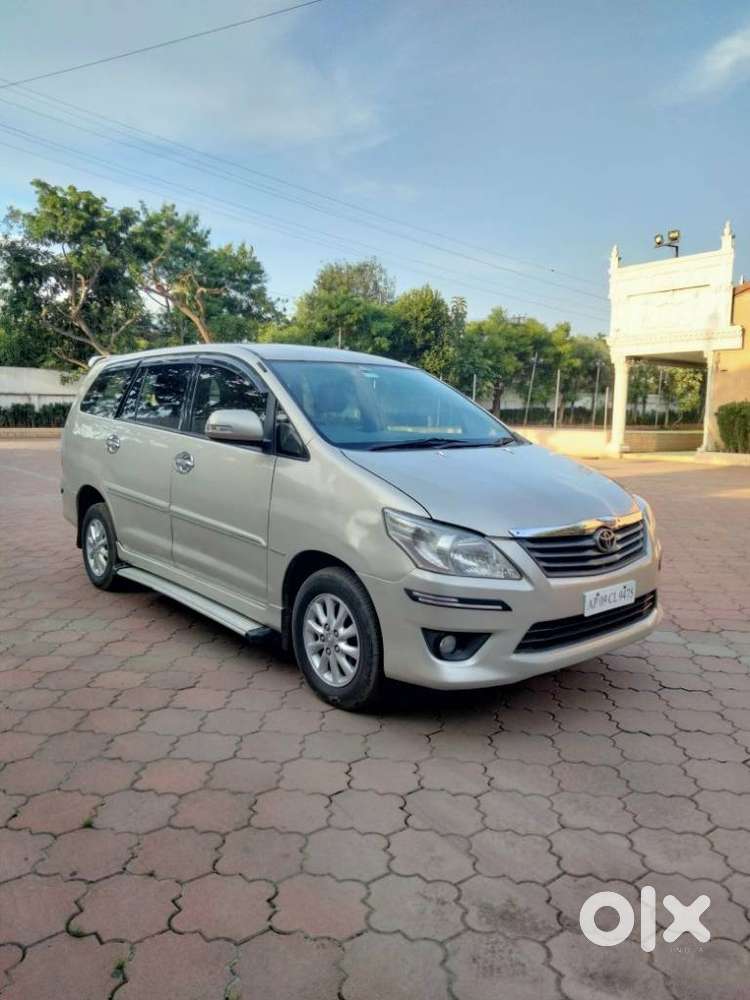 Toyota Innova 2.5 V 7 Str, 2012, Diesel