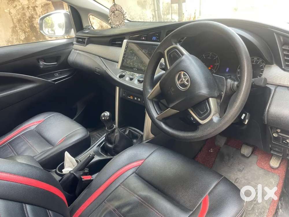 Toyota Innova Crysta 2.4 G Mt 7 Str, 2017, Diesel
