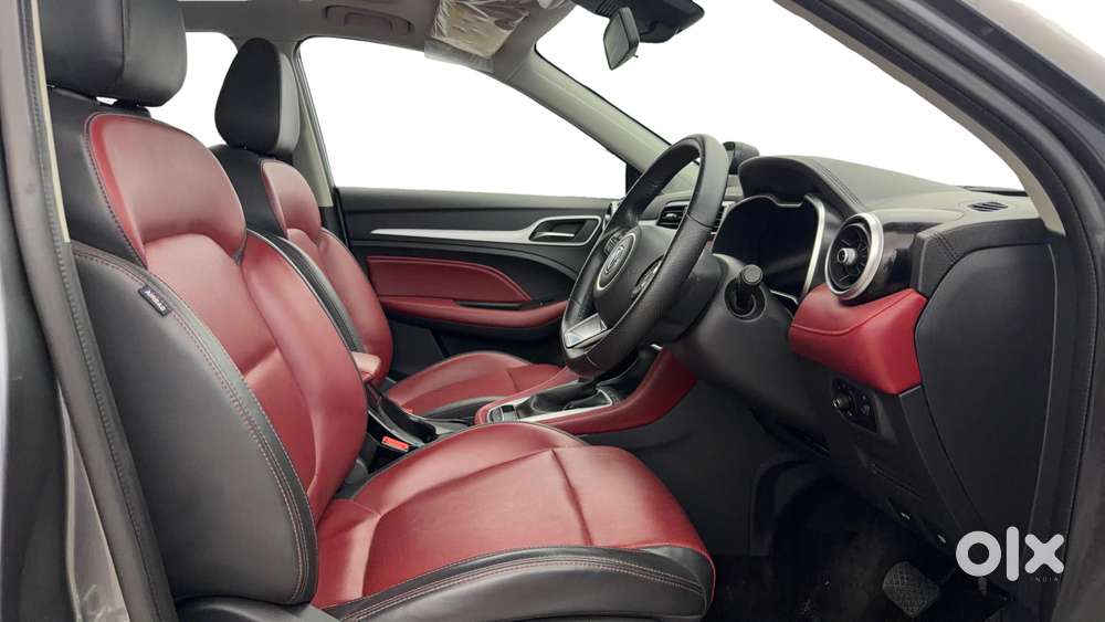 Mg Astor 1.5 Savvy Cvt S Red, 2023, Petrol