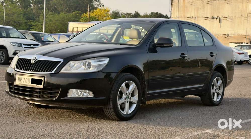 Skoda Laura Elegance 2.0 Tdi Cr Mt, 2010, Diesel