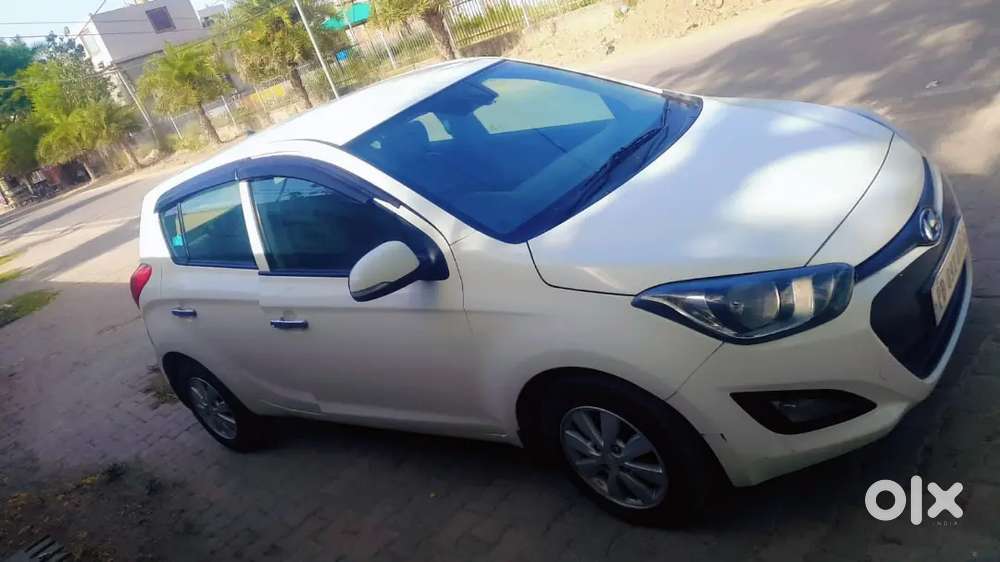 Hyundai I20 2014 Sports First' Owner 6 Gair