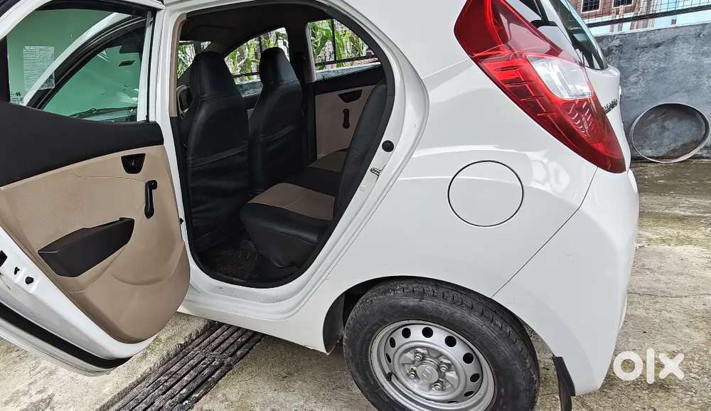 Hyundai Eon Era Plus 2013 Km 40,443   1st Owner    Petrol