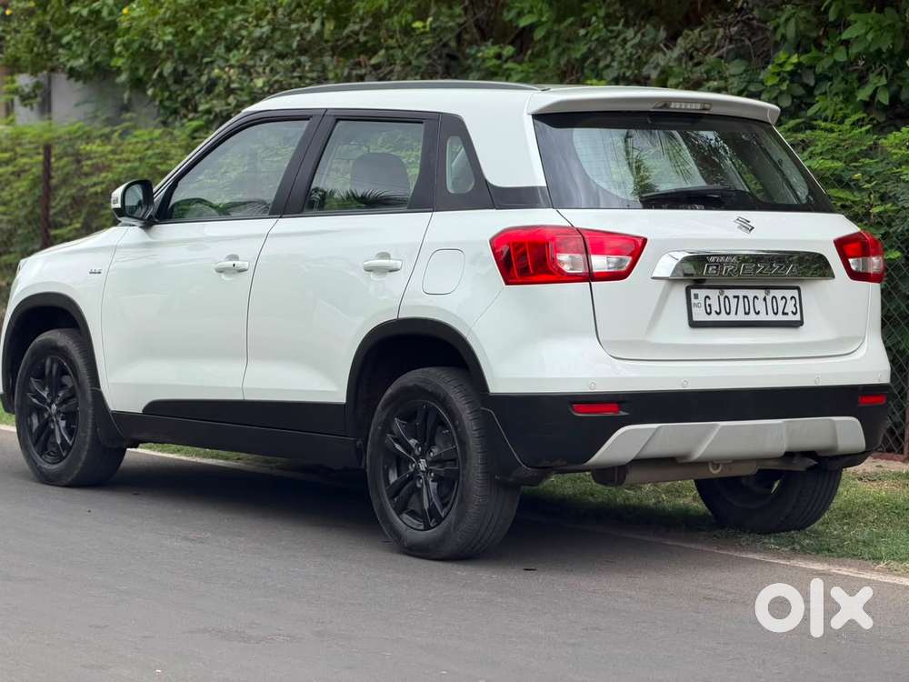 Maruti Suzuki Brezza Zdi+ Dual Tone, 2019, Diesel