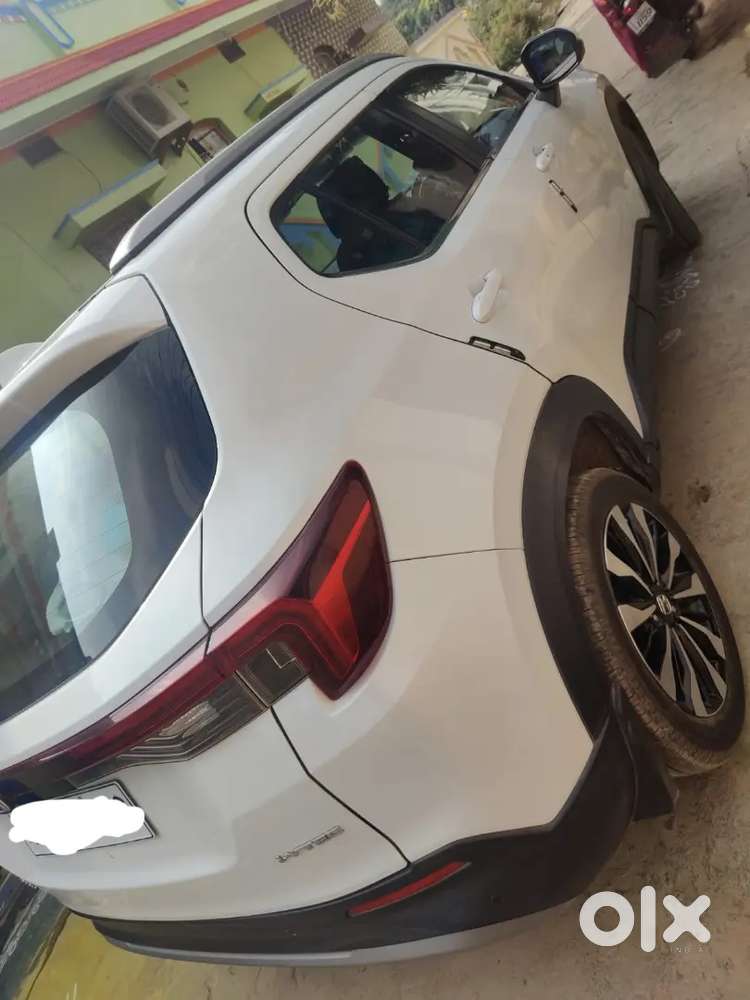 Honda Elevate 2024 Petrol Well Maintained