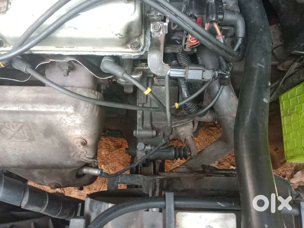 Mitsubishi Lancer 1.5  2003