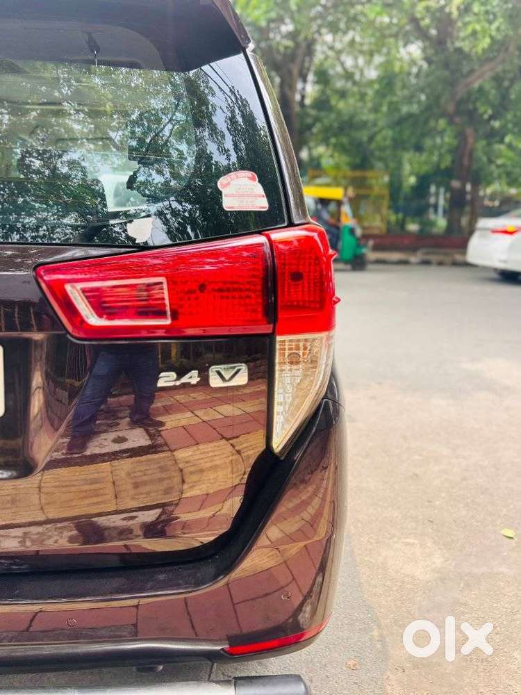 Toyota Innova Crysta 2.4 V 8 Str, 2021, Diesel