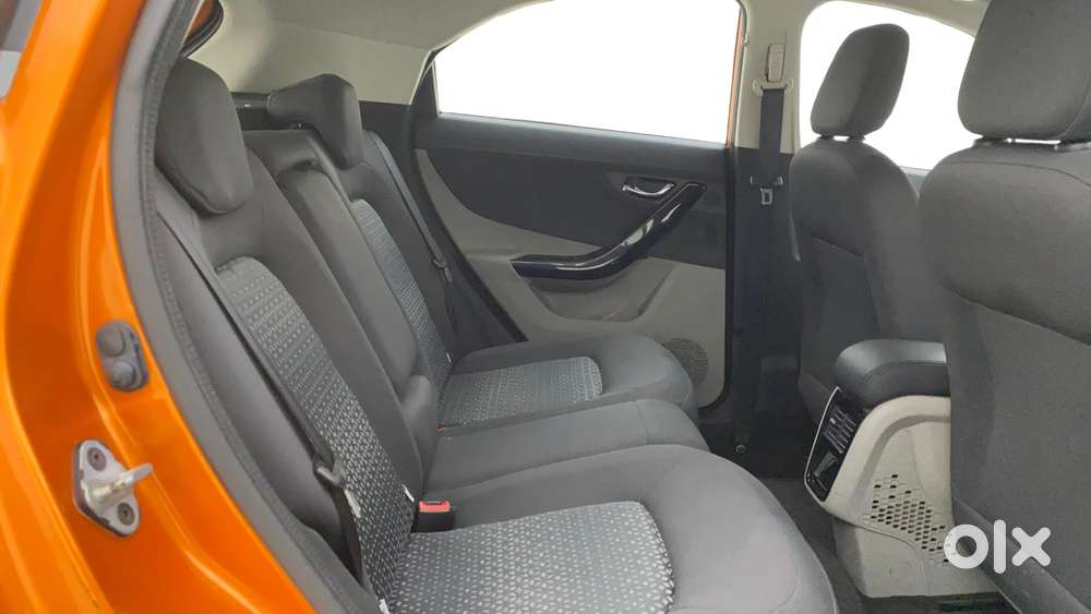 Tata Nexon 1.2 Revotron Xza Plus Dualtone, 2019, Petrol