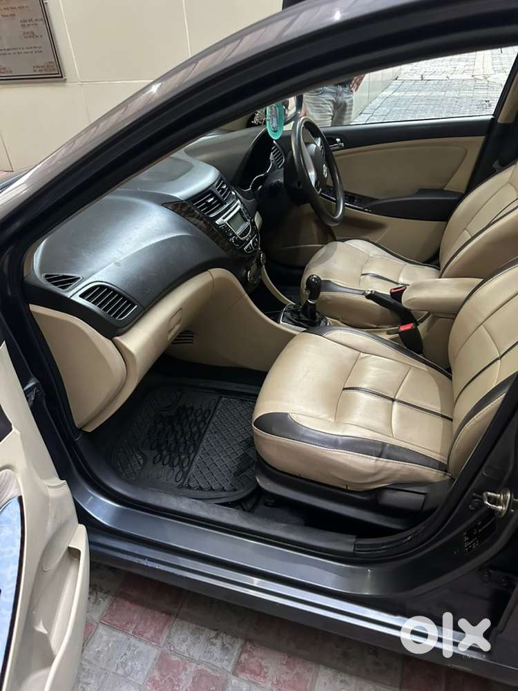 Hyundai Fluidic Verna 2011