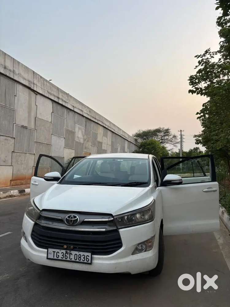 Toyota Innova Crysta 2017