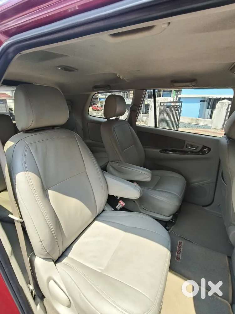 Toyota Innova 2012 Original Kerala