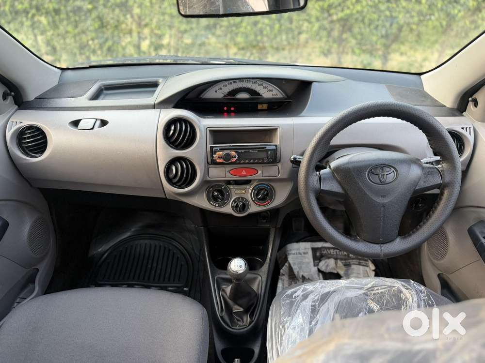 Toyota Etios Liva Petrol Trd Sportivo, 2012, Petrol