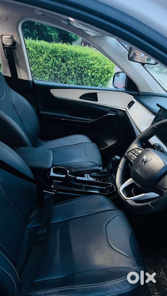 Mahindra Xuv700 Petrol 2022