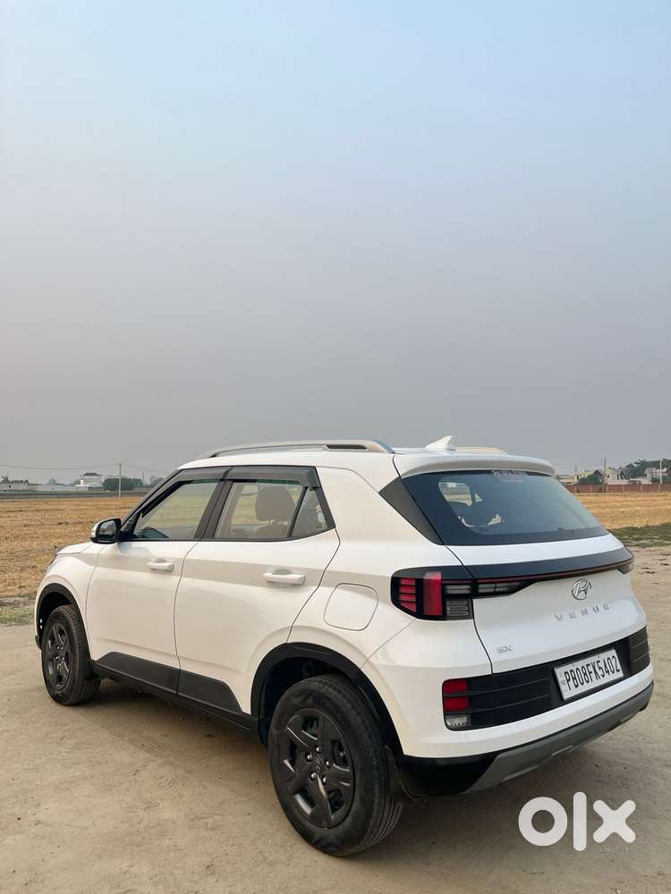 Hyundai Venue Sx, 2024, Petrol