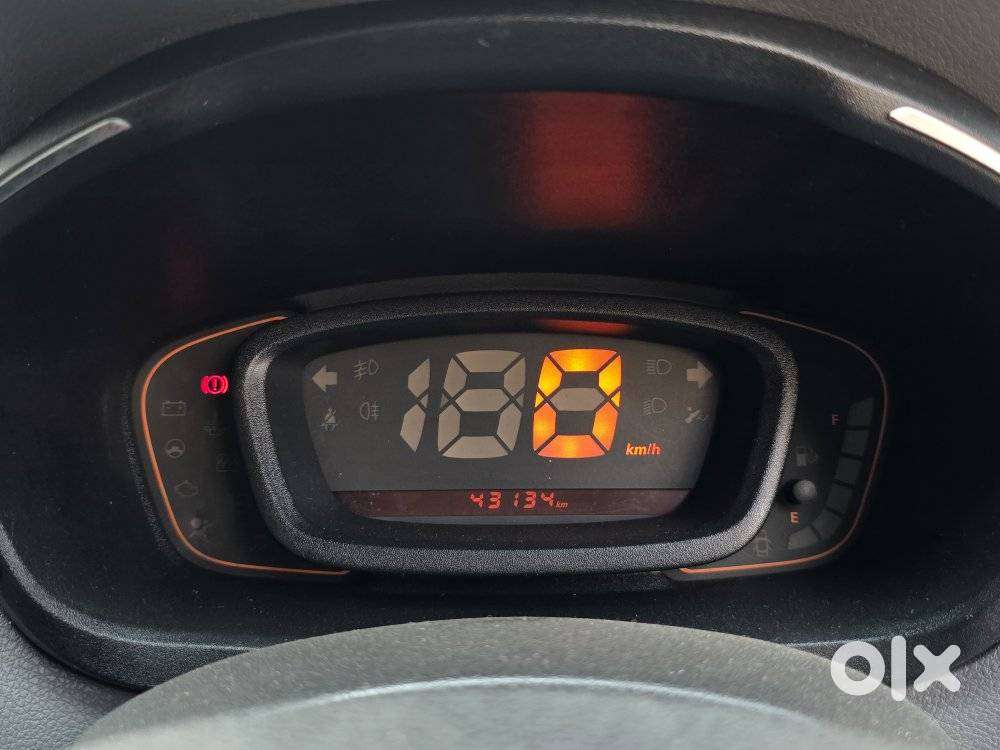 Renault Kwid 1.0 Rxt Amt Opt, 2018, Petrol