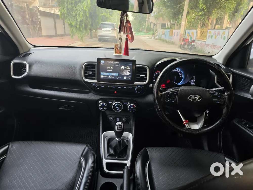 2021 Model Venue Sx 1.5 Crdi Diesal Sunroof All Original 1st Owner