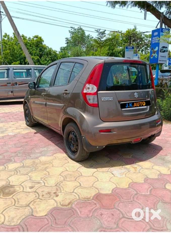 Maruti Suzuki Ritz Vxi, 2011, Petrol