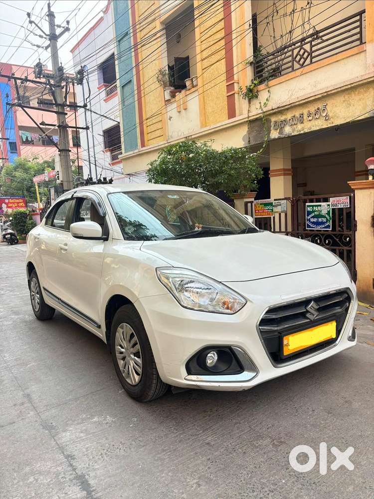 Maruti Suzuki Dzire Vxi – 2023  Petrol  Manual