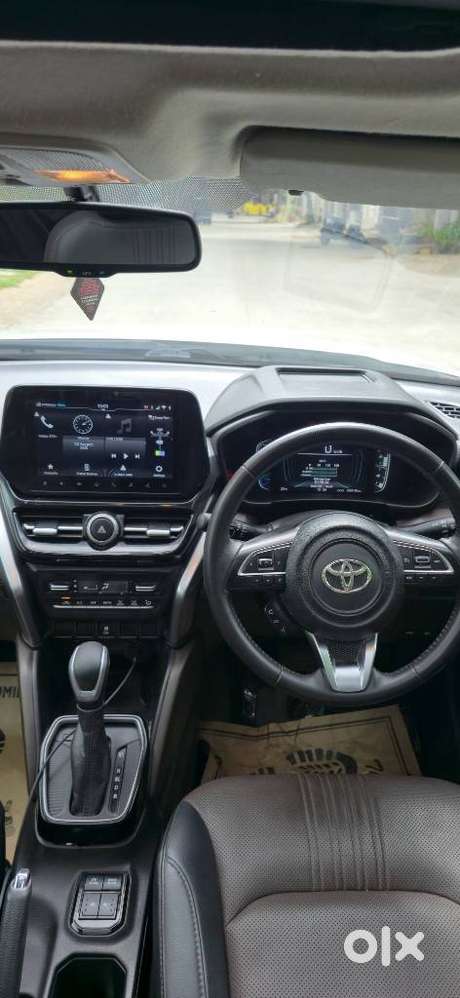 Toyota Urban Cruiser Hyryder 1.5 V Hybrid, 2022, Petrol