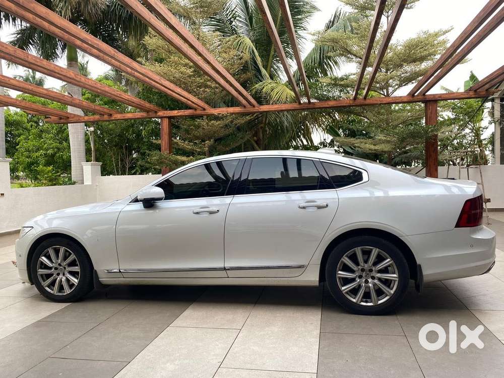 Volvo S90 D4 Momentum, 2018, Diesel