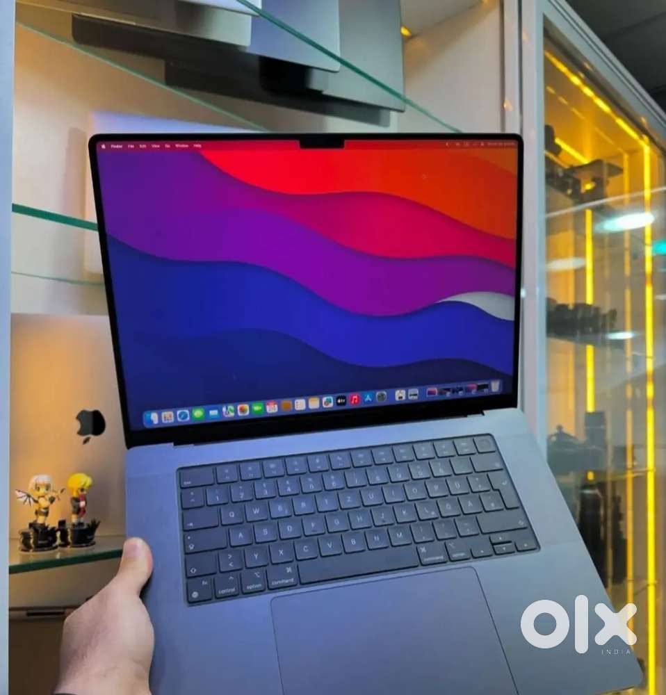MACBOOK PRO  M4 PRO CHIP 16 INCH TILL OCT 2028 APPLE CARE