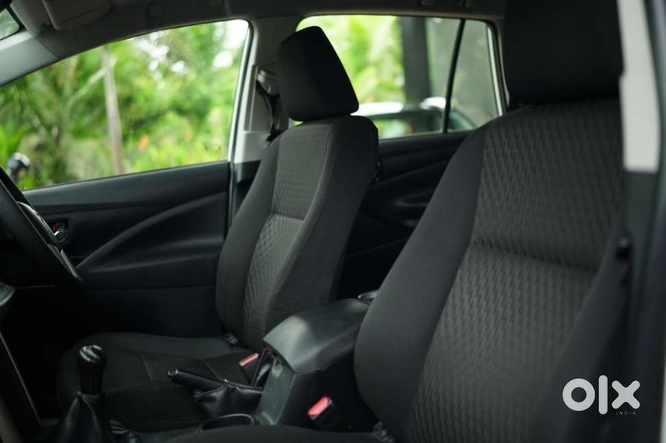 Toyota Innova Crysta 2.4 G Mt, 2017, Diesel
