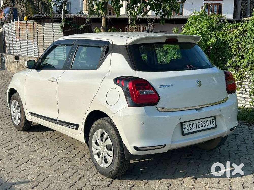 Maruti Suzuki Swift 1.2 Vxi (o), 2021, Petrol