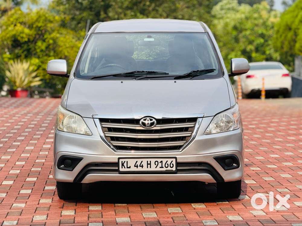 Toyota Innova 2.5 G (diesel) 7 Seater Bs Iv, 2015, Diesel