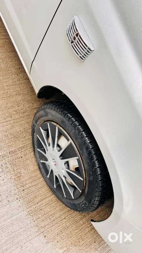 Maruti Suzuki Alto 2011 Petrol Manual
