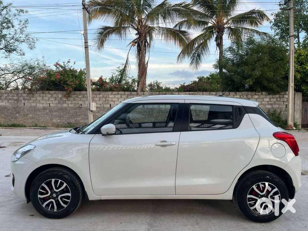 Maruti Suzuki Swift Vxi + Manual, 2021, Petrol