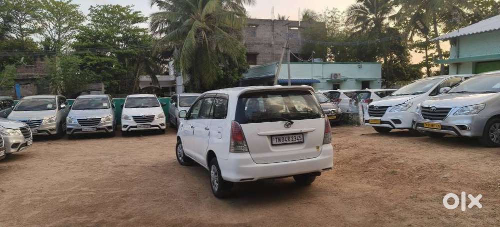 Toyota Innova 2.5 G (diesel) 8 Seater, 2005, Diesel