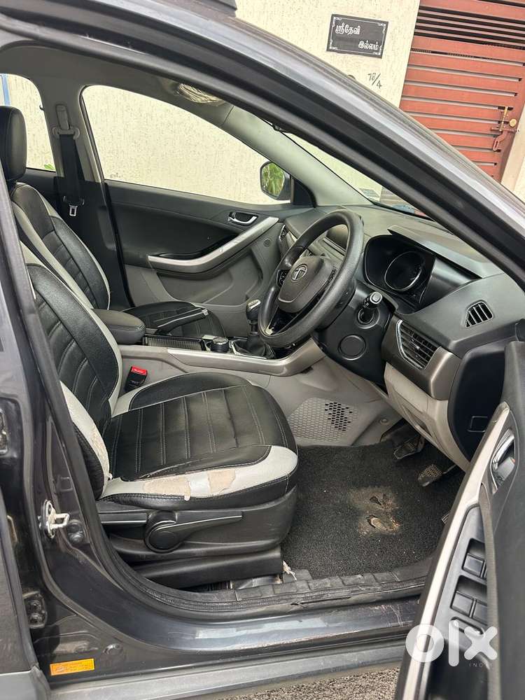 Tata Nexon 1.2 Revotron Xza Plus Dualtone, 2019, Petrol