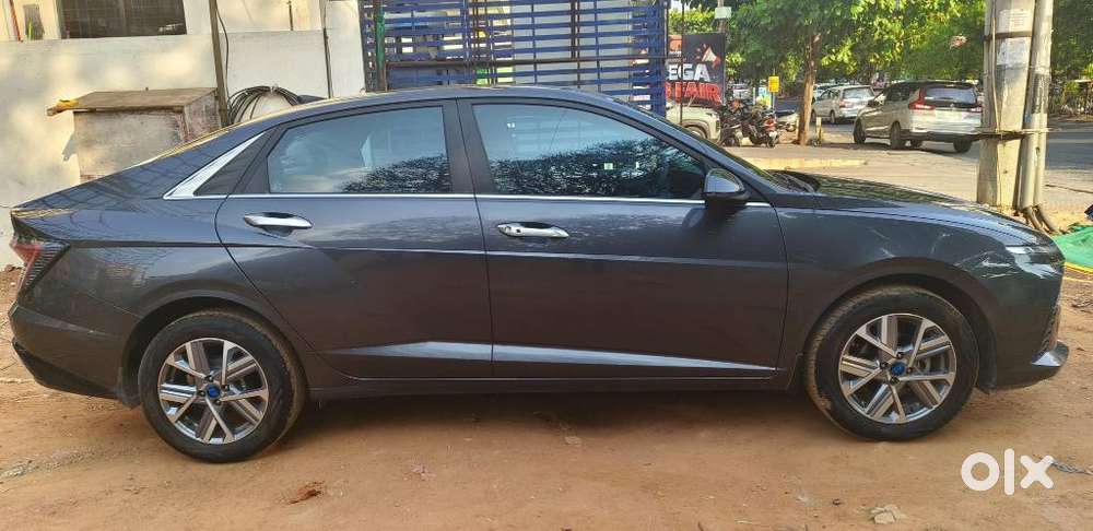 Hyundai Verna 1.5 Sx Petrol Mt, 2023, Petrol