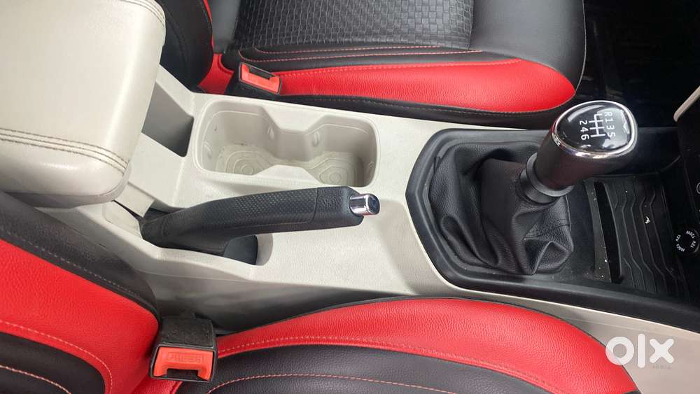 Mahindra Xuv300 W8 Diesel, 2021, Diesel